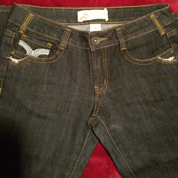 Farlow Jeans - Picture 2 of 6